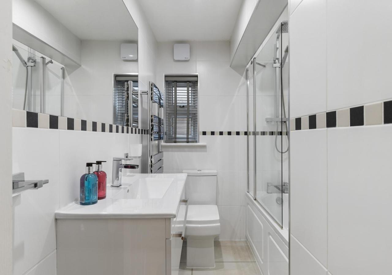 Apartament Two Bed Flat In Bush Hill Park Enfield Zewnętrze zdjęcie