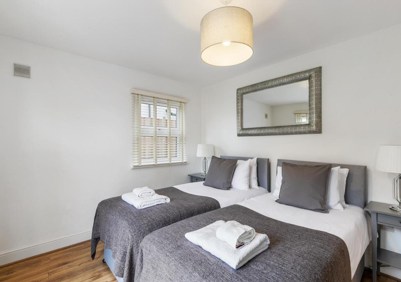 Apartament Two Bed Flat In Bush Hill Park Enfield Zewnętrze zdjęcie